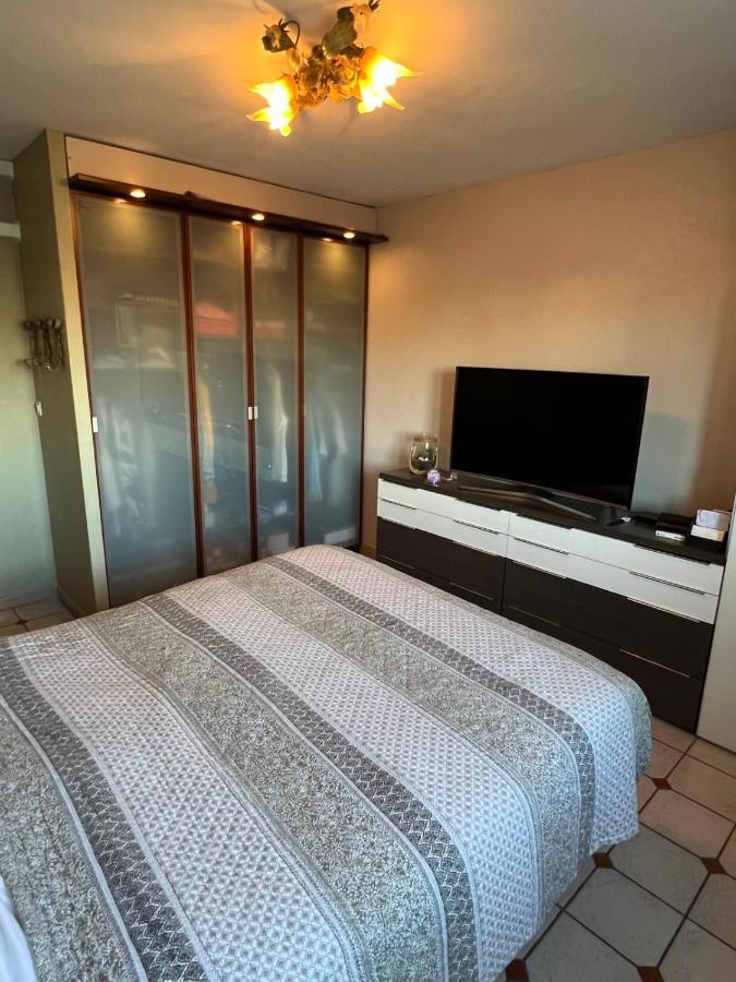 Appartement Mar E Souleu Avec Terrasse Et Vue Mer Au Grau Du Roi Le Grau-du-Roi Esterno foto